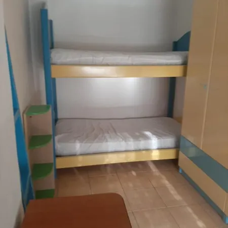 Iviol Apartament Lägenhet Vlorë